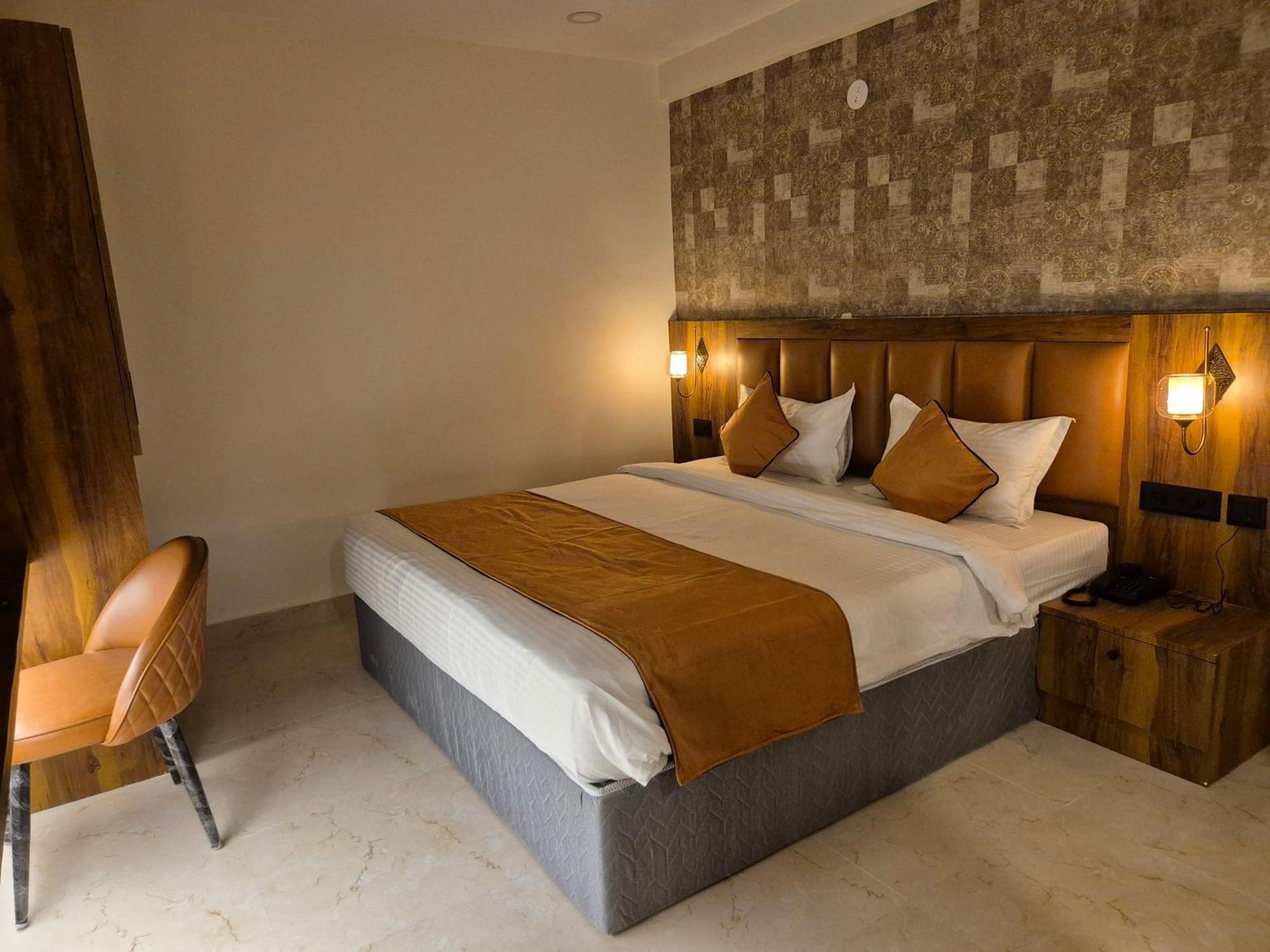 Hotel Orange Μπουμπάνεσβαρ Εξωτερικό φωτογραφία