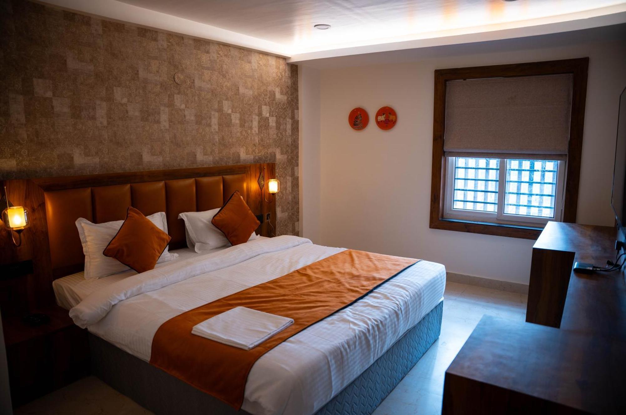 Hotel Orange Μπουμπάνεσβαρ Εξωτερικό φωτογραφία